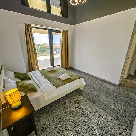 Spectacular Penthouse By The In Mamaia Nord * ナボダリ