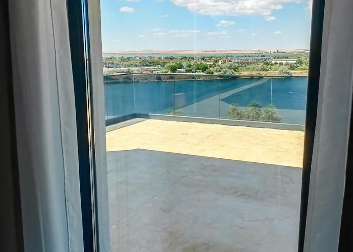 Apartamento Spectacular Penthouse By The In Mamaia Nord Năvodari