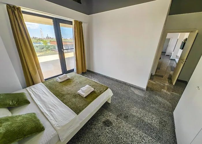 Spectacular Penthouse By The In Mamaia Nord Apartamento