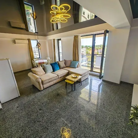 Spectacular Penthouse By The In Mamaia Nord * Năvodari