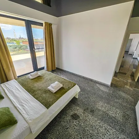 Spectacular Penthouse By The In Mamaia Nord Apartman